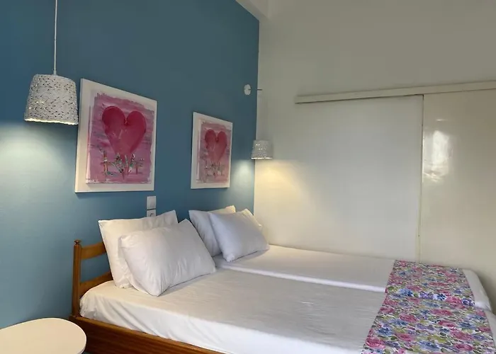 Ξενοδοχείο Thalia Καμένα Βούρλα